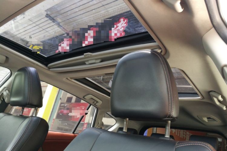 Used Toyota RAV4 2013 2.5L Automatic 4x4 Elite Edition Headliner