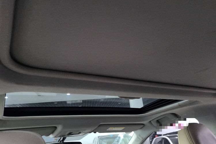 Used Toyota RAV4 2013 2.5L Automatic 4x4 Elite Edition Headliner