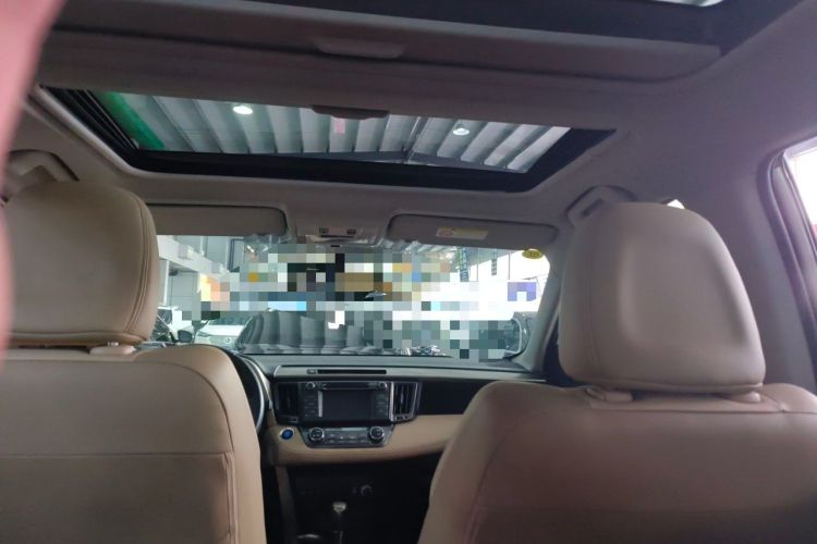 Used Toyota RAV4 2013 2.5L Automatic 4x4 Elite Edition Headliner
