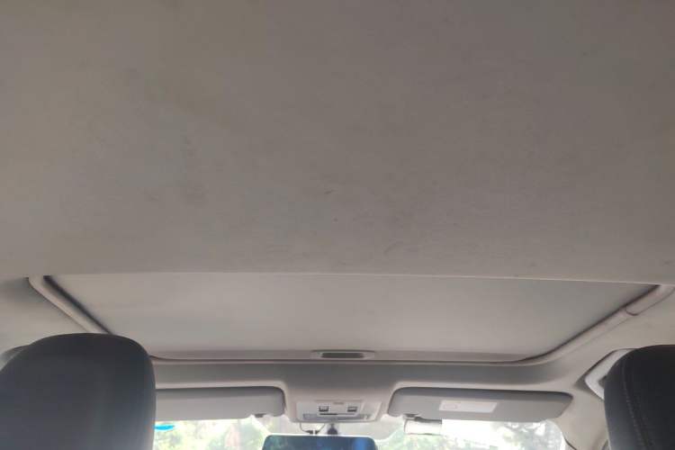 Used Toyota RAV4 2013 2.0L CVT Four-Wheel Drive New Edition Headliner