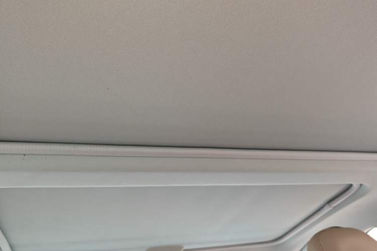 Used Toyota RAV4 2013 2.5L Automatic 4x4 Elite Edition Headliner