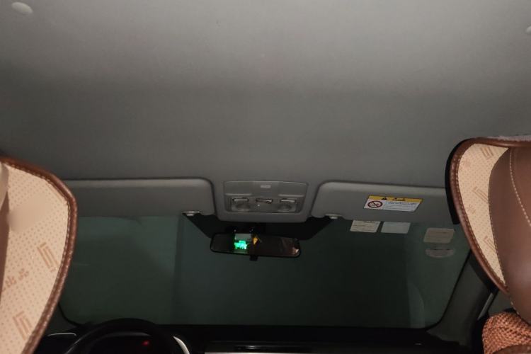 Used Toyota RAV4 2013 2.0L CVT Two-Wheel Drive Urban Edition Headliner