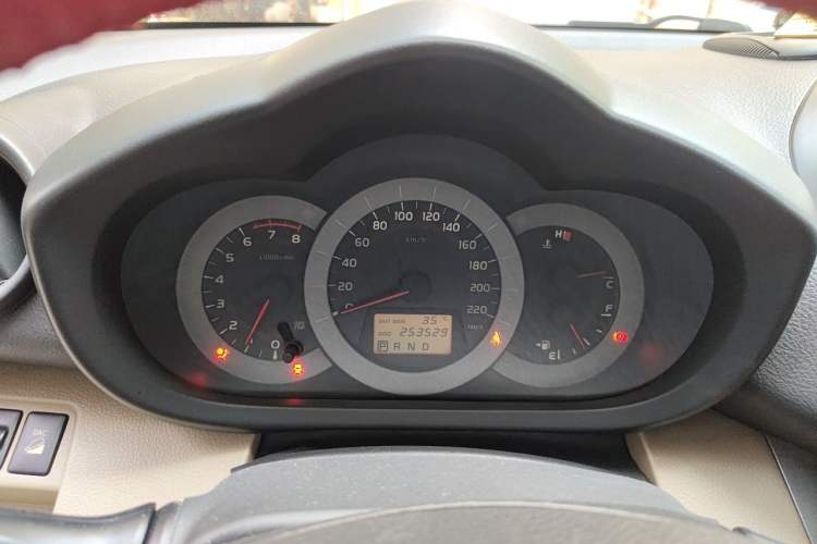 Used Toyota RAV4 2013 Special Edition 2.4L Automatic 4x4 Prestige Instrument Cluster