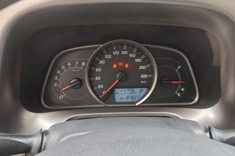 Used Toyota RAV4 2013 2.0L CVT Two-Wheel Drive Urban Edition Instrument Cluster