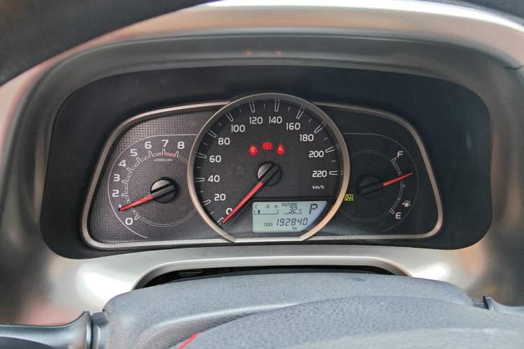 Used Toyota RAV4 2013 2.0L CVT Two-Wheel Drive Urban Edition Instrument Cluster