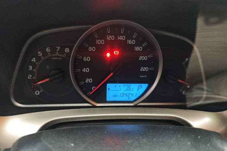 Used Toyota RAV4 2013 2.0L CVT Two-Wheel Drive Urban Edition Instrument Cluster