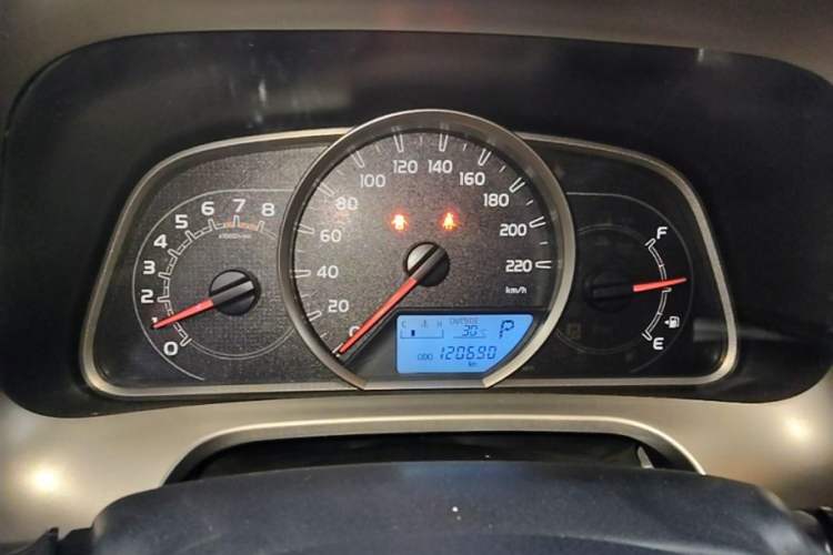 Used Toyota RAV4 2013 2.0L CVT Two-Wheel Drive Urban Edition Instrument Cluster