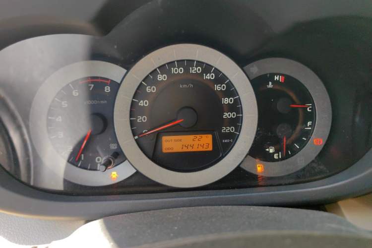 Used Toyota RAV4 2013 Special Edition 2.0L Manual Classic Instrument Cluster