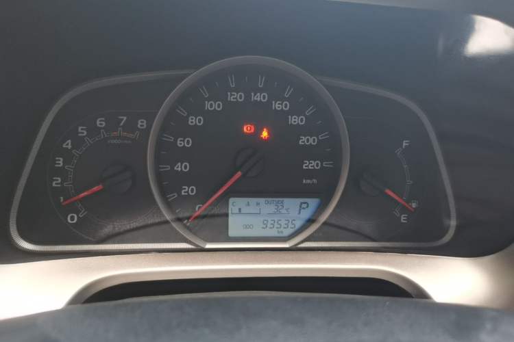 Used Toyota RAV4 2013 2.0L CVT Two-Wheel Drive Urban Edition Instrument Cluster