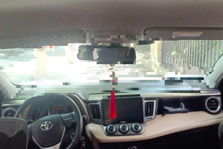 Used Toyota RAV4 2013 2.0L Manual Two-Wheel Drive Urban Edition Interior 2