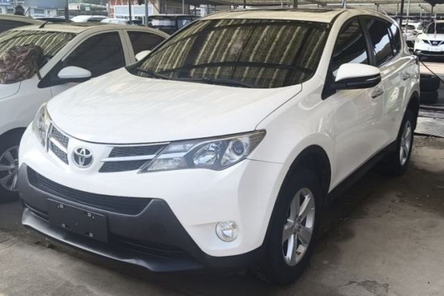 Used Toyota RAV4 2013 2.0L CVT Four-Wheel Drive New Edition