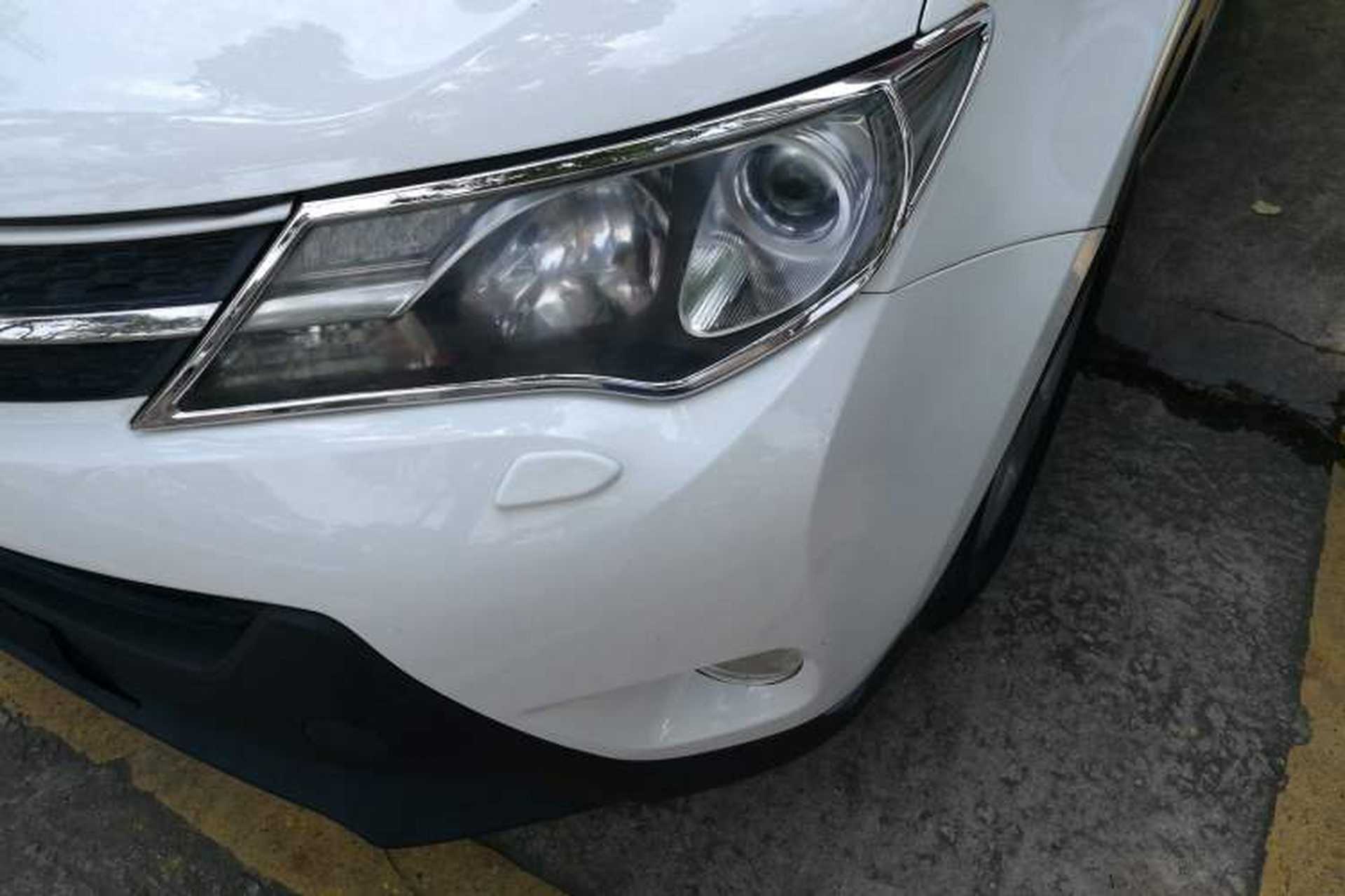 Used Toyota RAV4 2013 2.5L Automatic 4x4 Elite Edition Left Front Headlight