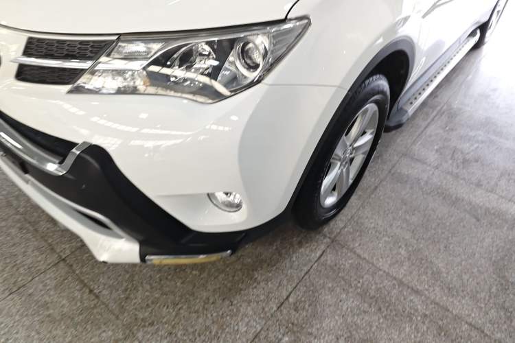 Used Toyota RAV4 2013 2.0L CVT Four-Wheel Drive New Edition Left Front Headlight