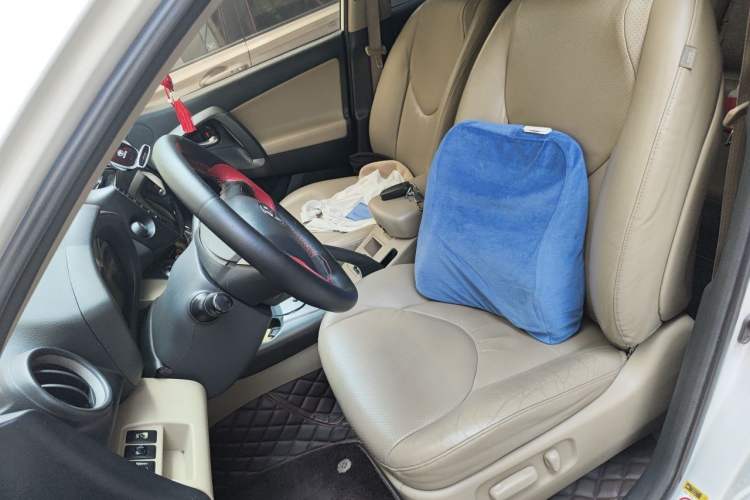 Used Toyota RAV4 2013 Special Edition 2.4L Automatic 4x4 Prestige Left Front Seat