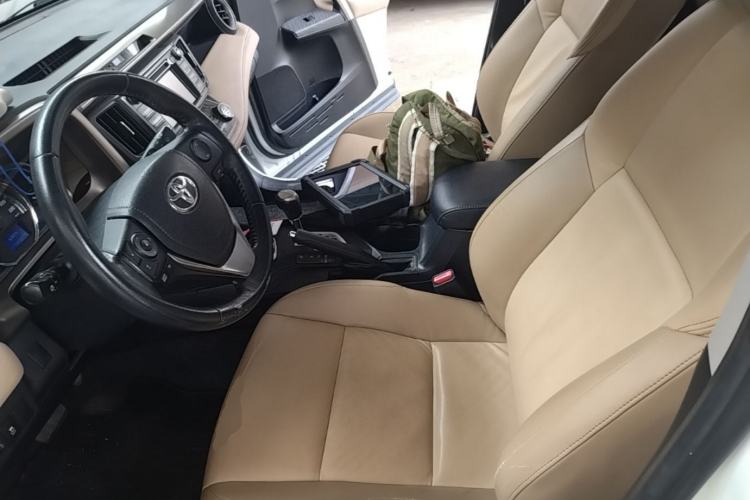 Used Toyota RAV4 2013 2.0L CVT Four-Wheel Drive New Edition Left Front Seat