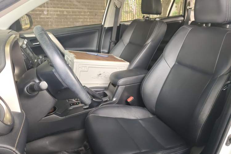 Used Toyota RAV4 2013 2.0L CVT Four-Wheel Drive New Edition Left Front Seat