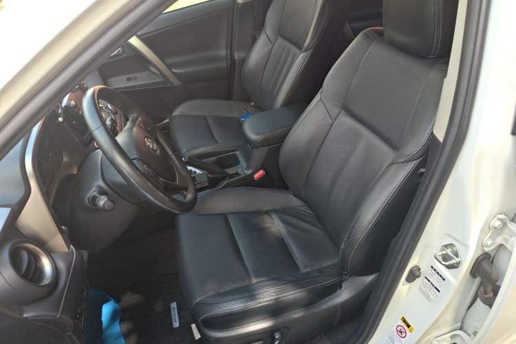 Used Toyota RAV4 2013 2.0L CVT Four-Wheel Drive New Edition Left Front Seat