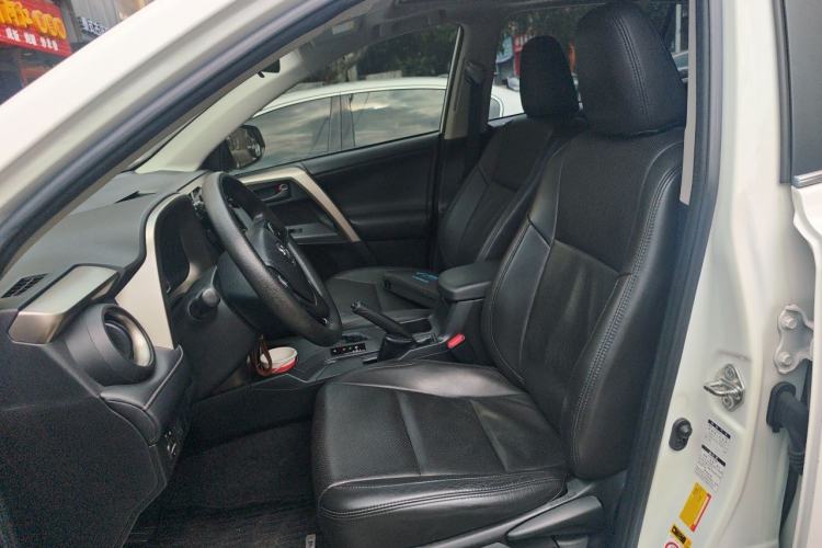 Used Toyota RAV4 2013 2.0L CVT Four-Wheel Drive Fashion Edition Left Front Seat
