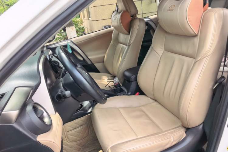 Used Toyota RAV4 2013 2.0L CVT Four-Wheel Drive New Edition Left Front Seat