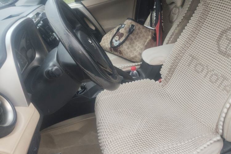 Used Toyota RAV4 2013 2.0L CVT Two-Wheel Drive Urban Edition Left Front Seat