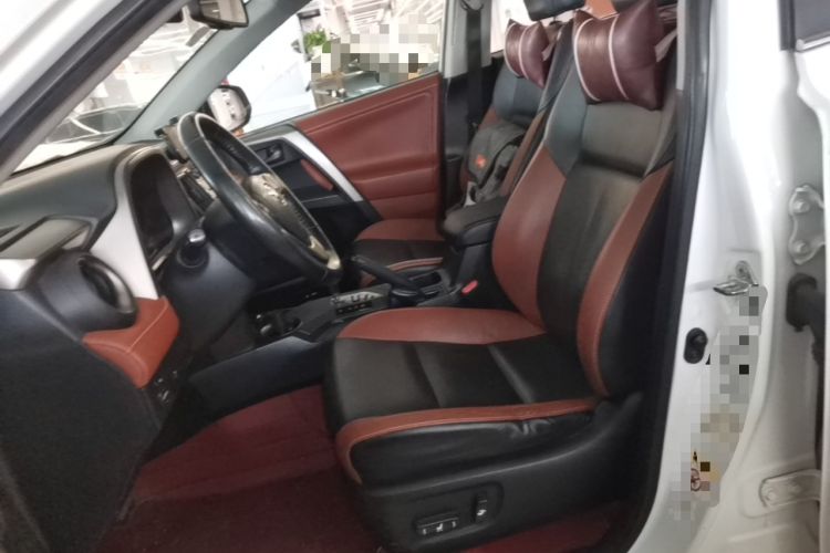 Used Toyota RAV4 2013 2.5L Automatic 4x4 Elite Edition Left Front Seat