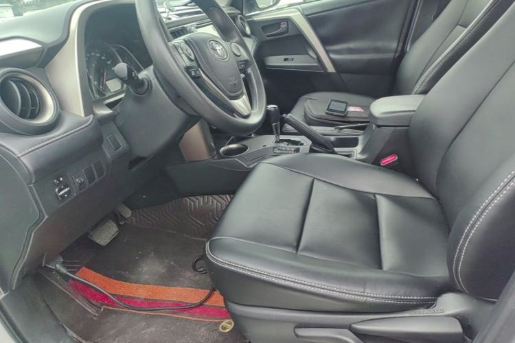 Used Toyota RAV4 2013 2.0L CVT Four-Wheel Drive Fashion Edition Left Front Seat