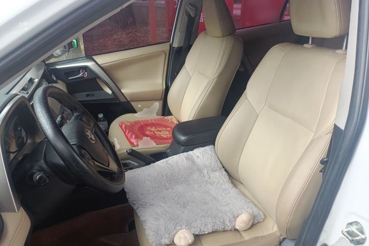 Used Toyota RAV4 2013 2.0L CVT Four-Wheel Drive New Edition Left Front Seat