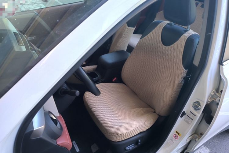 Used Toyota RAV4 2013 2.5L Automatic 4x4 Elite Edition Left Front Seat