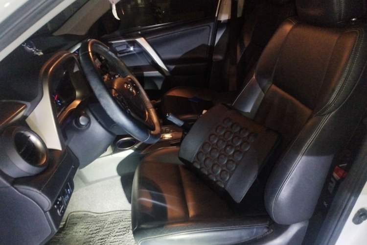 Used Toyota RAV4 2013 2.0L CVT Four-Wheel Drive New Edition Left Front Seat