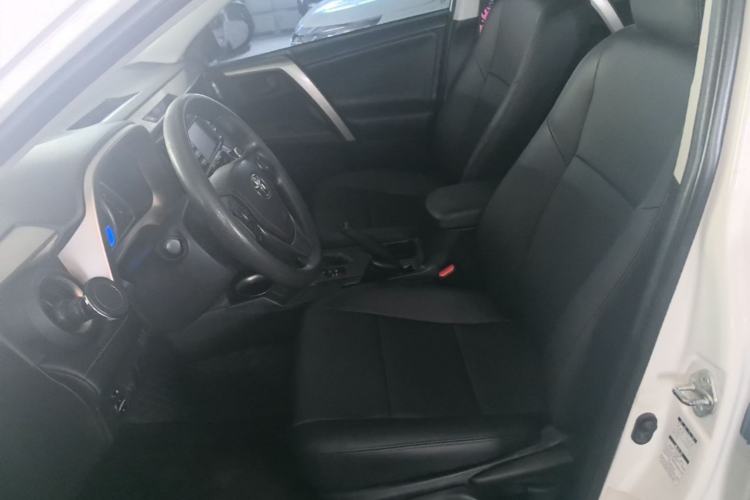 Used Toyota RAV4 2013 2.0L CVT Four-Wheel Drive Fashion Edition Left Front Seat