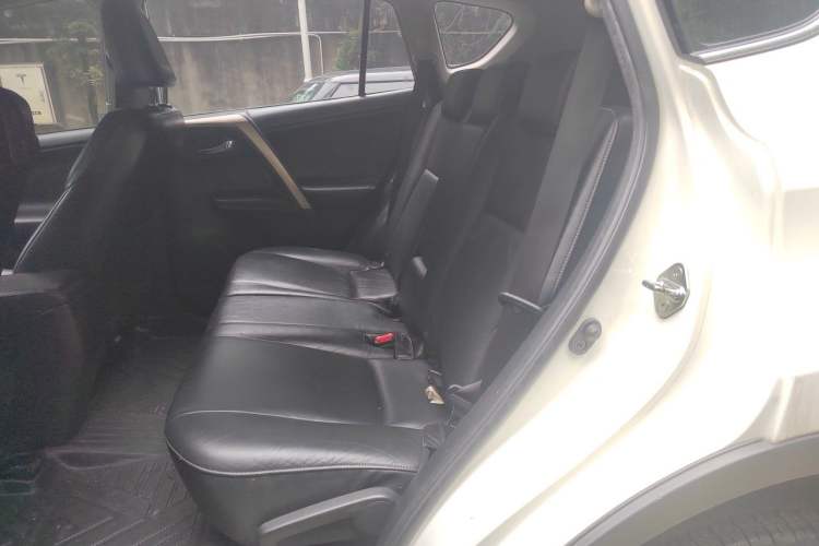 Used Toyota RAV4 2013 2.0L CVT Four-Wheel Drive New Edition Left Rear Seat