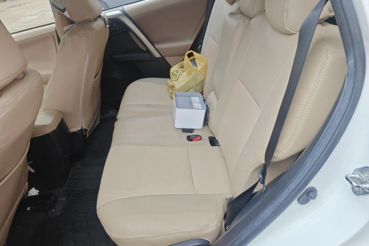 Used Toyota RAV4 2013 2.0L CVT Two-Wheel Drive Urban Edition Left Rear Seat