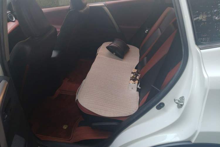 Used Toyota RAV4 2013 2.5L Automatic 4x4 Elite Edition Left Rear Seat