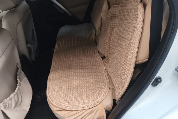 Used Toyota RAV4 2013 2.0L CVT Two-Wheel Drive Urban Edition Left Rear Seat
