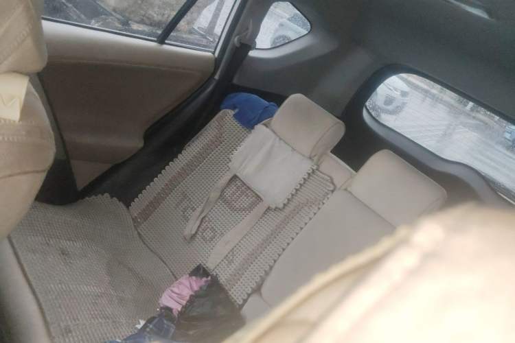 Used Toyota RAV4 2013 2.0L CVT Two-Wheel Drive Urban Edition Left Rear Seat