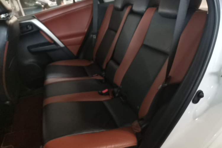 Used Toyota RAV4 2013 2.5L Automatic 4x4 Elite Edition Left Rear Seat