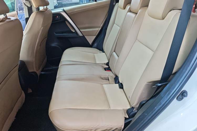 Used Toyota RAV4 2013 2.5L Automatic 4x4 Elite Edition Left Rear Seat