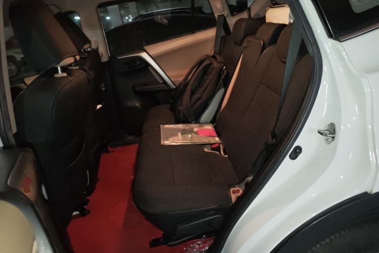 Used Toyota RAV4 2013 2.0L CVT Two-Wheel Drive Urban Edition Left Rear Seat