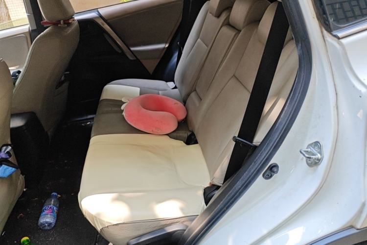 Used Toyota RAV4 2013 2.0L CVT Two-Wheel Drive Urban Edition Left Rear Seat
