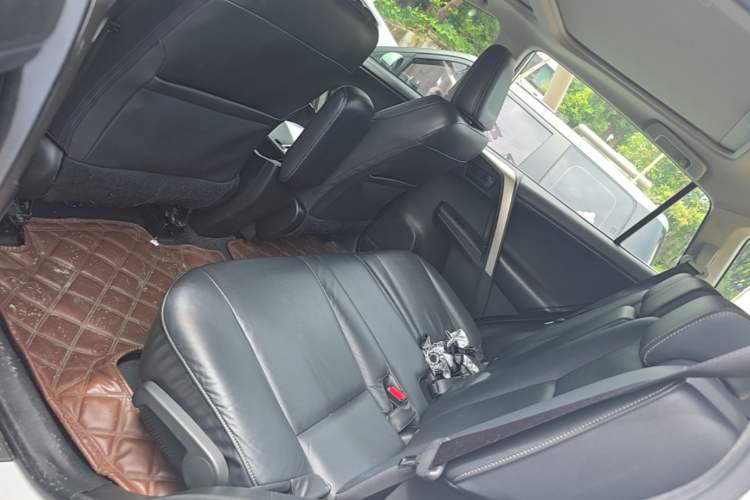 Used Toyota RAV4 2013 2.5L Automatic 4x4 Elite Edition Left Rear Seat