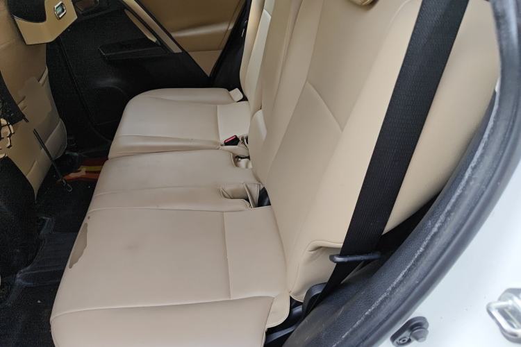 Used Toyota RAV4 2013 2.0L CVT Two-Wheel Drive Urban Edition Left Rear Seat