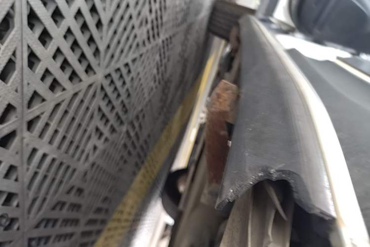 Used Toyota RAV4 2013 2.0L CVT Four-Wheel Drive New Edition Left Side Sill