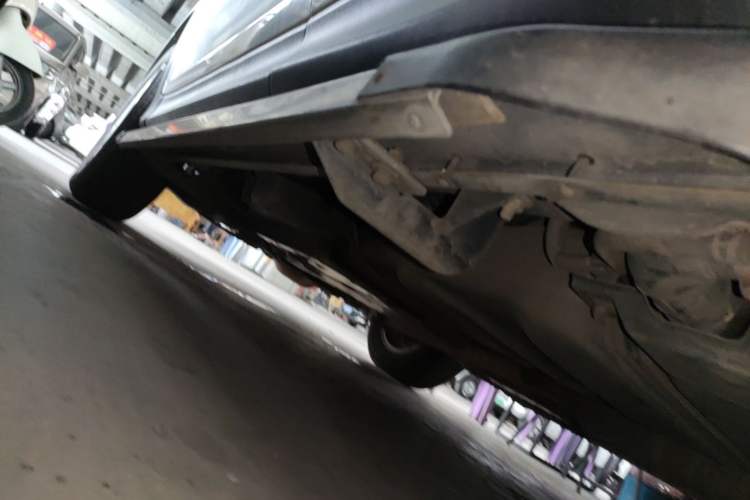 Used Toyota RAV4 2013 2.5L Automatic 4x4 Elite Edition Left Side Sill