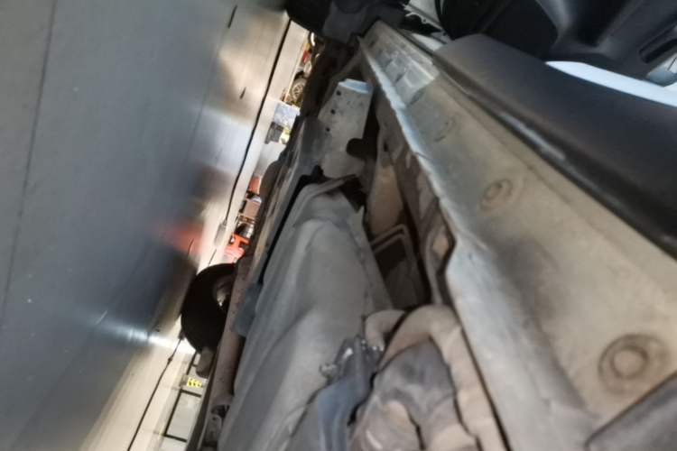 Used Toyota RAV4 2013 2.5L Automatic 4x4 Elite Edition Left Side Sill