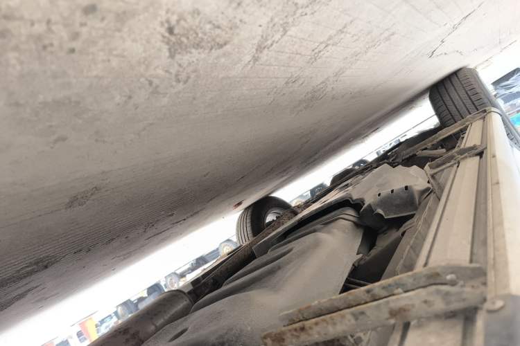 Used Toyota RAV4 2013 2.5L Automatic 4x4 Elite Edition Left Side Sill