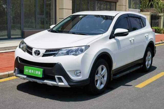 Used Toyota RAV4 2013 2.0L CVT Two-Wheel Drive Urban Edition