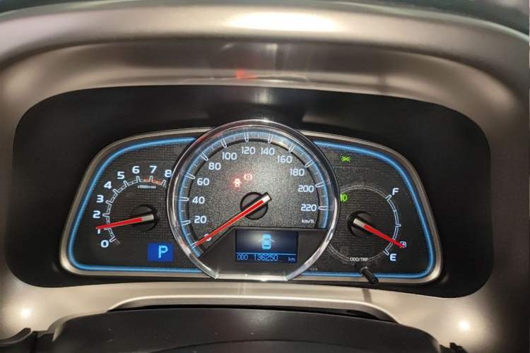 Used Toyota RAV4 2013 2.0L CVT Four-Wheel Drive New Edition Odometer Close Up