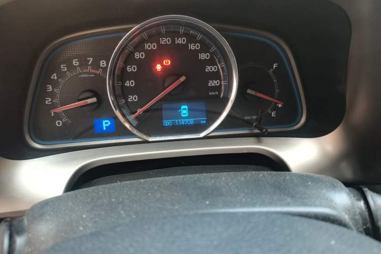 Used Toyota RAV4 2013 2.0L CVT Four-Wheel Drive New Edition Odometer Close Up