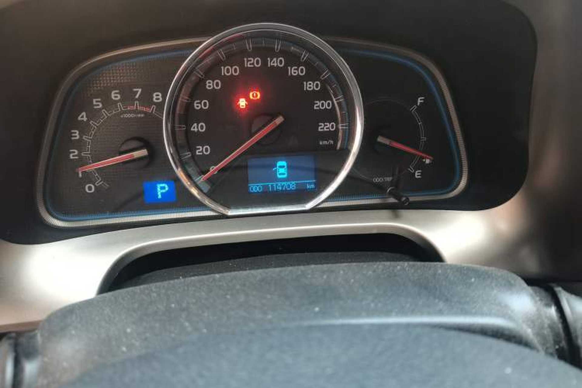 Used Toyota RAV4 2013 2.0L CVT Four-Wheel Drive New Edition Odometer Close Up