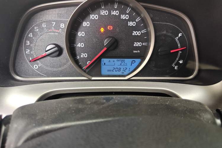 Used Toyota RAV4 2013 2.0L CVT Two-Wheel Drive Urban Edition Odometer Close Up